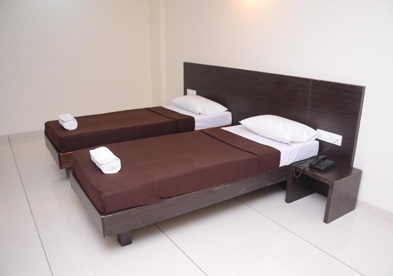 The Hotel Relax Kankavli Kankavali Экстерьер фото