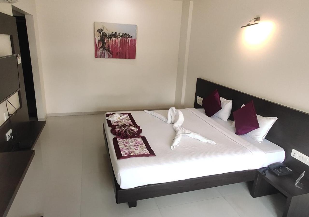 The Hotel Relax Kankavli Kankavali Экстерьер фото